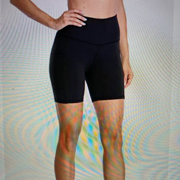 Colorfulkoala Essential Leggings w/Pockets 6” Inseam - Picture 1 of 5